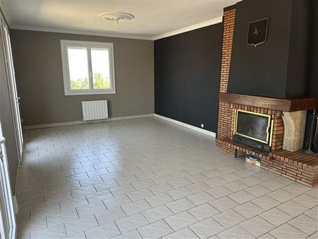 Location Appartement 5 pièces 99m² MONISTROL SUR LOIRE 43120 - Photo 2