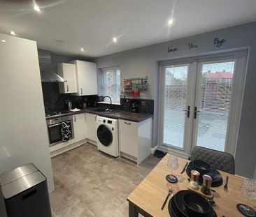 2 bedroom house to rent - Photo 2