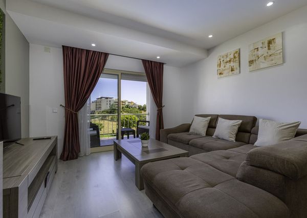 Rua Agostinho da Silva