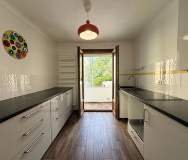 Location Appartement 3 pièces 52m² LA CIOTAT 13600 - Photo 5