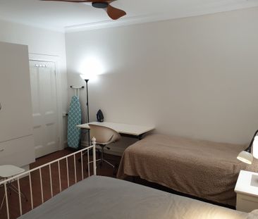 Woolloomooloo - Photo 1