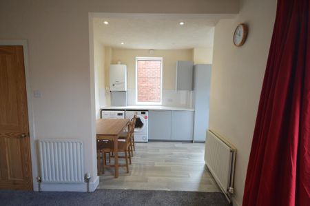 Bournemouth Ensbury Park Road Ensbury Park, BH9, Dorset - Photo 5