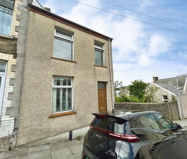3 bedroom property to rent - Photo 3