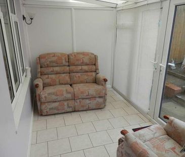 Primrose Hill, Kings Norton, Birmingham, B38 - Photo 2