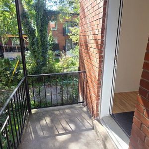 Appartement Rosemont/La Petite-Patrie (Montréal) À Louer - Photo 2