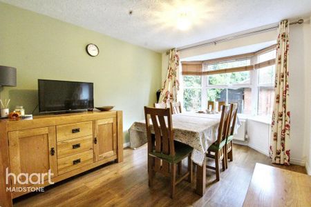 4 bedroom townhouse to rent - Photo 4