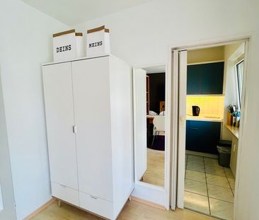 Hochwertig möblierte, großzügige 1-Zimmerwohnung mit Balkon - Photo 6