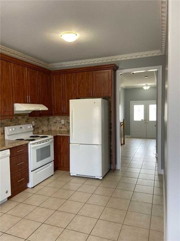 For Lease - 23 Royal Vista Road, Brampton, Ontario - Photo 5