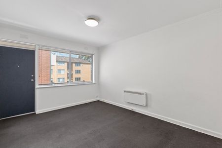 7/14 Fordholm Road, Hawthorn VIC 3122 - Photo 5