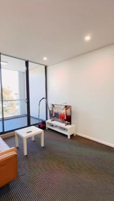 2 bed 2 bath-702 - Photo 1