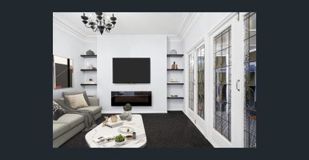 Family Home with a Granny Flat! - Photo 5