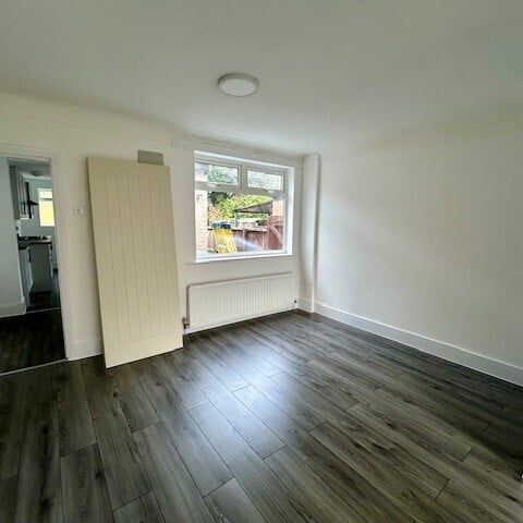 Patrica Avenue, Birkenhead - Photo 1