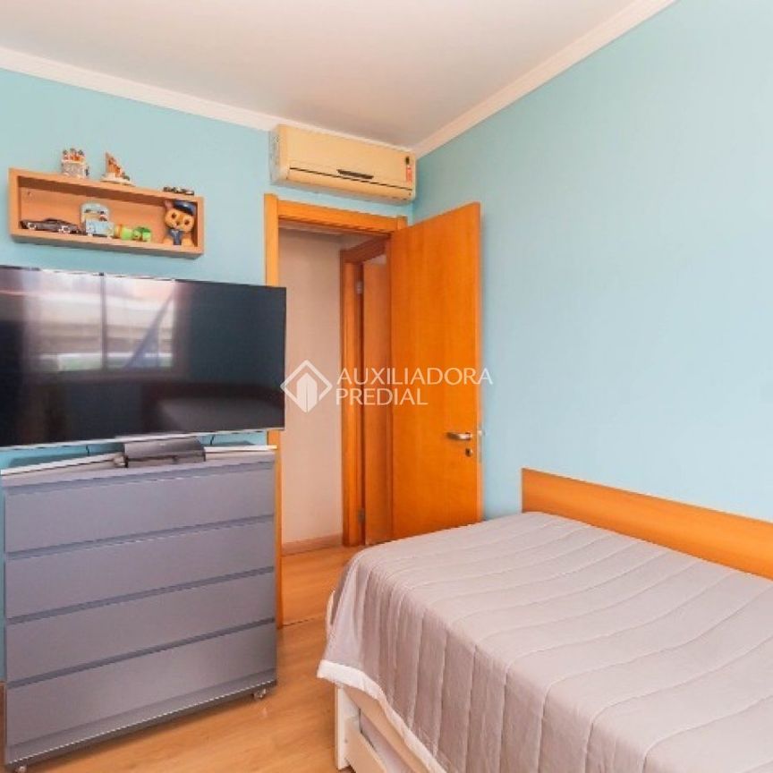 Apartamento com 2 quartos e 81m² para alugar em Jardim Europa, Porto Alegre. - Foto 1