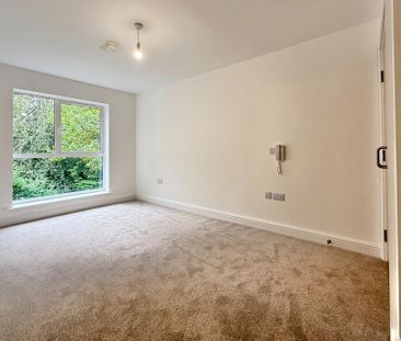 2 bedroom retirement property to rent - Photo 2