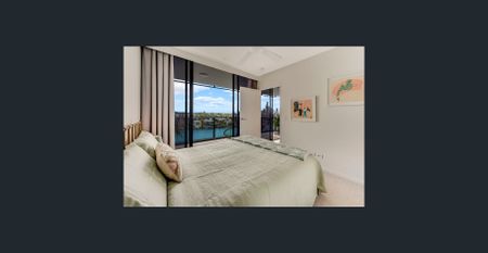 Riverfront 2 Bed+Multi-Purpose-Room - Photo 4