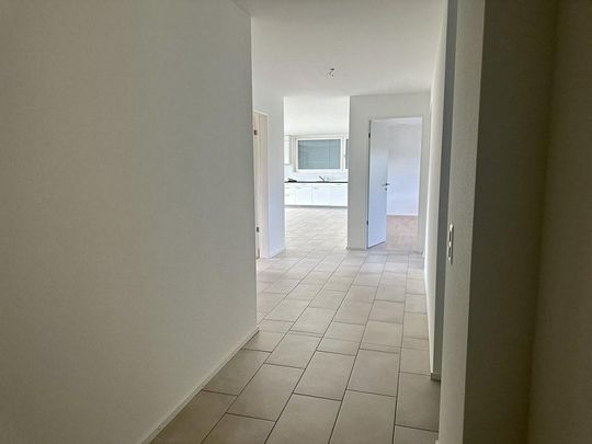 Moderne 3.5-Zimmer-Neubauwohnung an zentraler Lage - Photo 1