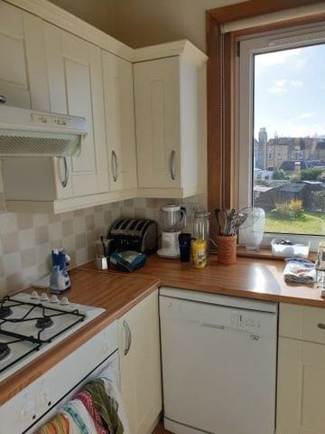 2 Bed Flat, Saughton Crescent, EH12 - Photo 3
