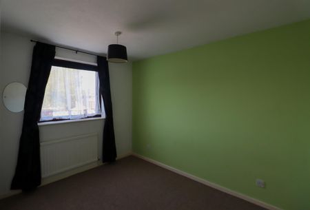 Kent Close, Ely - Photo 4
