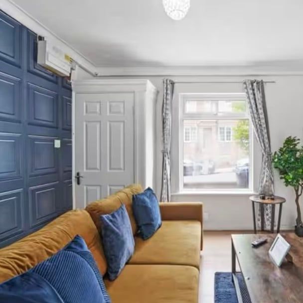 2 Bed Terraced House, Northborough Road, SW16 - Photo 1