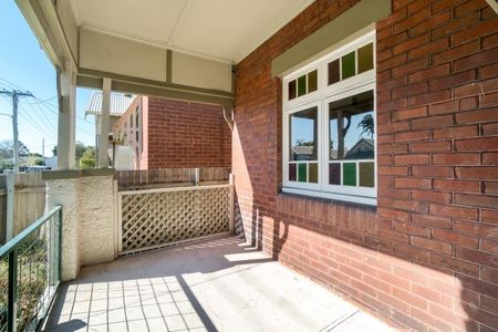 1 Gorrick Street, Mayfield East NSW 2304 - Photo 3