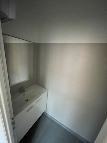 Location Appartement 2 pièces 42m² - Photo 4