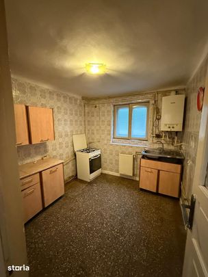 Vila 5 camere zona Tineretului - Fotografie 1