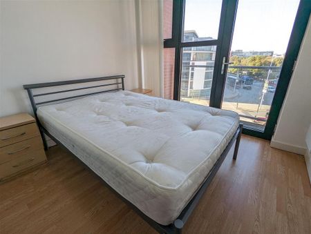 2 bedroom apartment to rent - Photo 3