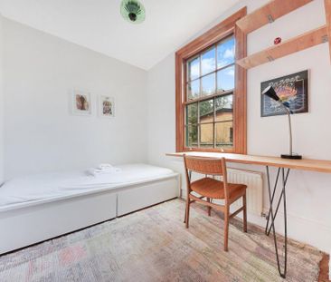 3 bedroom terraced house to rent - Photo 4