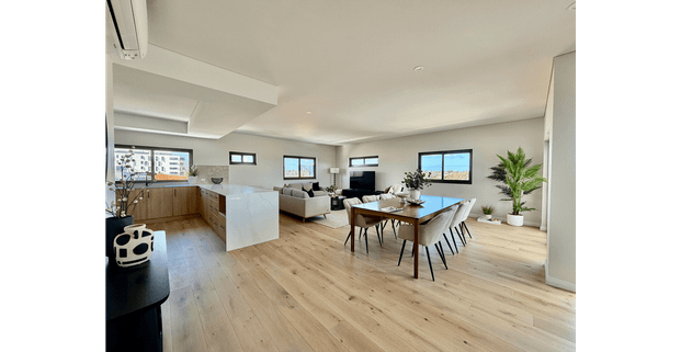 Stunning Penthouse Living at The Lexington Como - Photo 1