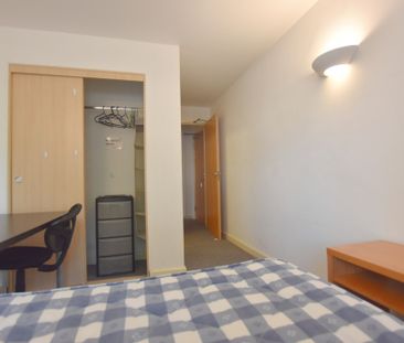 2 Bedroom Ground Floor Flat - Photo 5