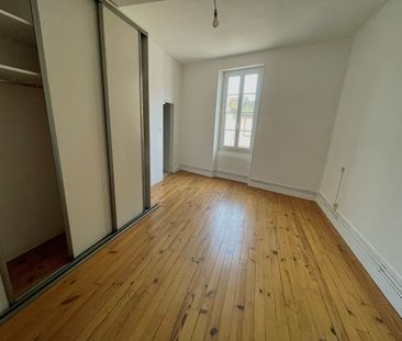 Location appartement 2 pièces, 43.60m², L'Isle-Jourdain - Photo 1