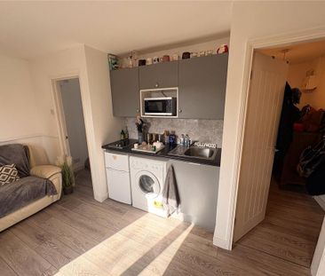 Studio to rent - Photo 6