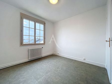 Location Maison 5 pièces 110m² BECON LES GRANITS 49370 - Photo 5