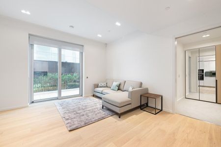 A luxuriously finished apartment with access to an exclusive clubhouse, available to rent in Lillie Square, SW6. - Photo 3