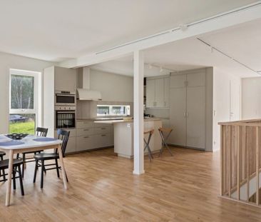 Marielundsvägen, Adelsö - Photo 1