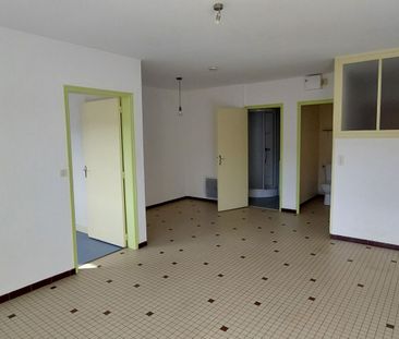 Location Appartement 2 pièces 42m² - Photo 3