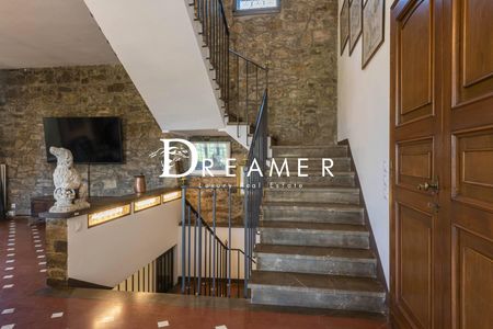 Splendid Tuscan Villa on the Hills of Florence - Photo 2