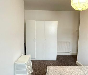 6 bedroom house of multiple occupation to rent - Photo 5