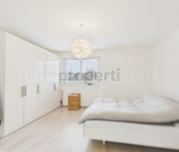 Modern 3.5-room apartment with spacious balcony in Uttwil from May ... - Photo 2