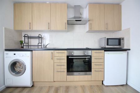 Conway Road, Whitton, Hounslow - Photo 3