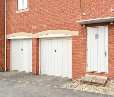 3 bedroom semi-detached house to rent - Photo 4