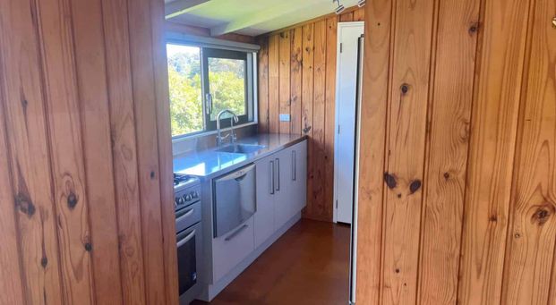 3 Bedroom Rural Property - Photo 1