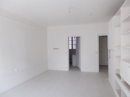 STUDIO A LOUER - PARIS 16EME ARRONDISSEMENT - 33.85 m - 1 045 € - Photo 2