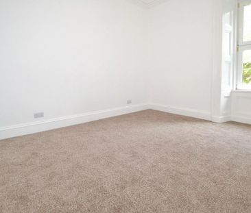 3 bedroom flat to rent - Photo 5