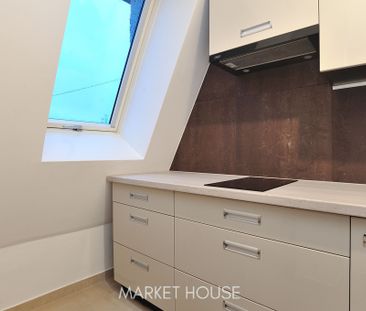 Kawalerka świeżo po remoncie- przy ul. Sikorskiego - Zdjęcie 2