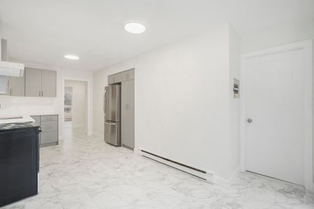 For Lease - 484 Queen Mary Street Unit# 6, Overbrook - Castleheights and Area, Ontario - Photo 4