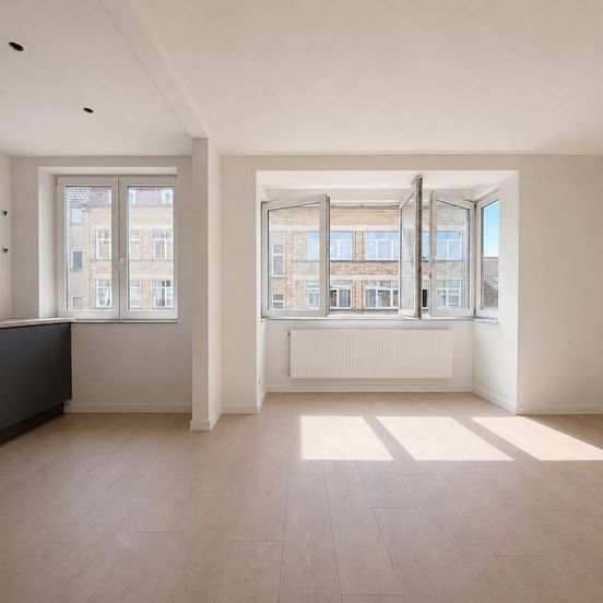 Appartement te huur - Photo 1