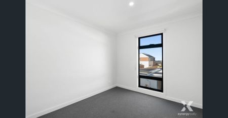 Modern & Spacious 4-Bedroom Townhouse in Mambourin - Photo 2