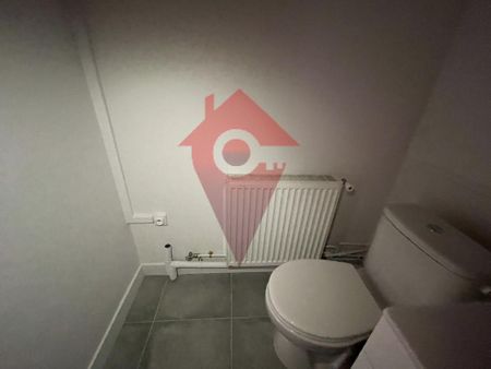 Location Appartement 2 pièces 40m² ANTONY 92160 - Photo 2