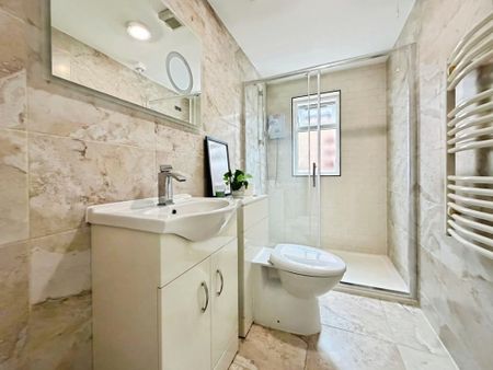 2 bedroom flat to rent - Photo 5